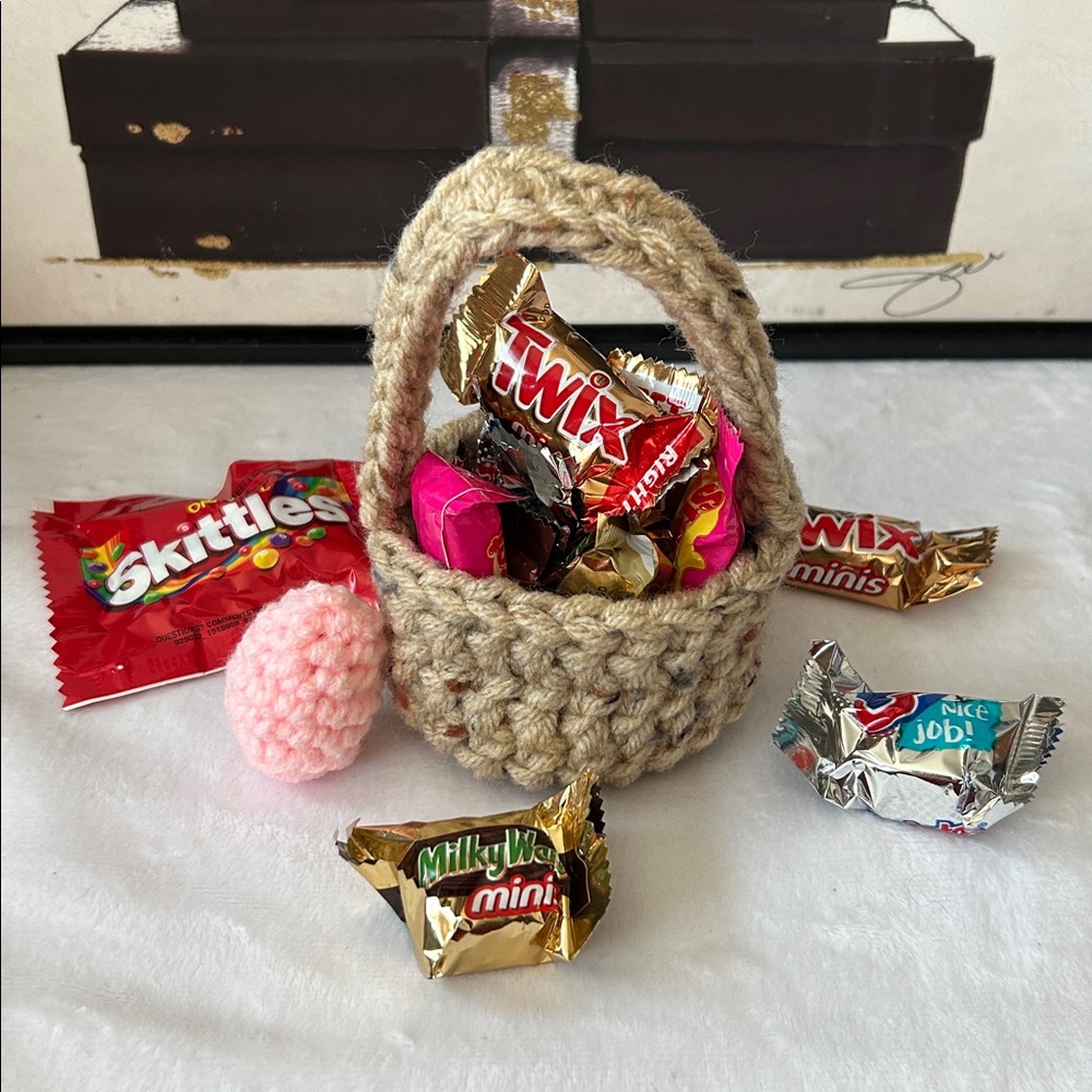 MINI Easter Basket crochet